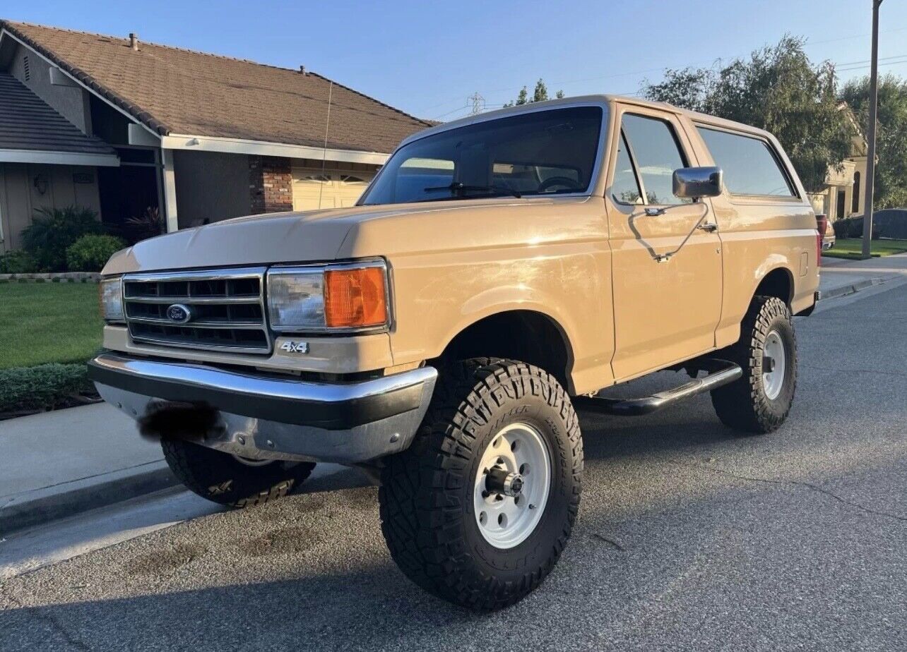 Ford Bronco