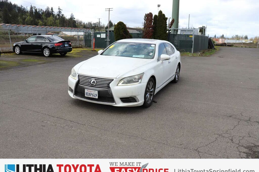 LEXUS