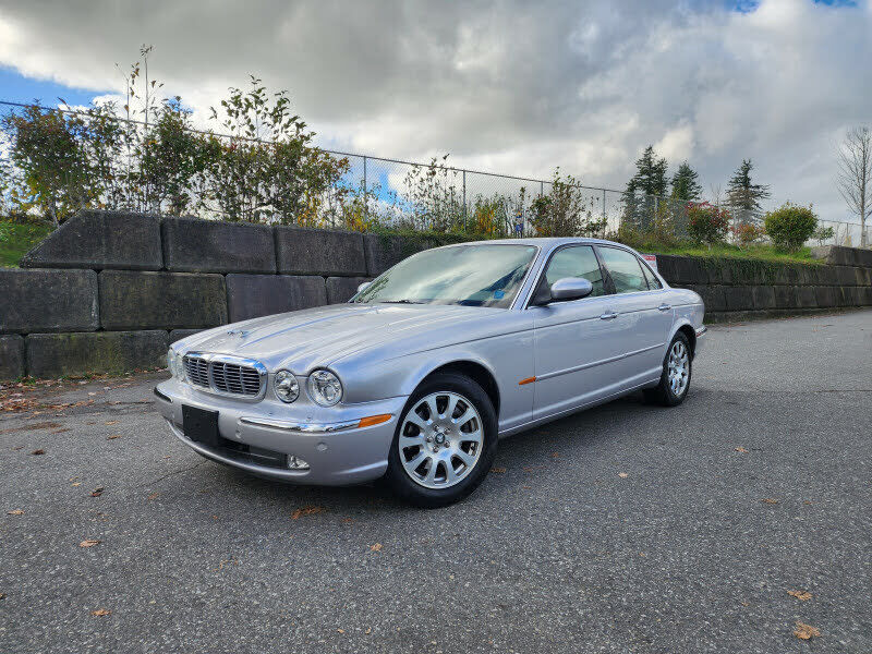 Jaguar XJ
