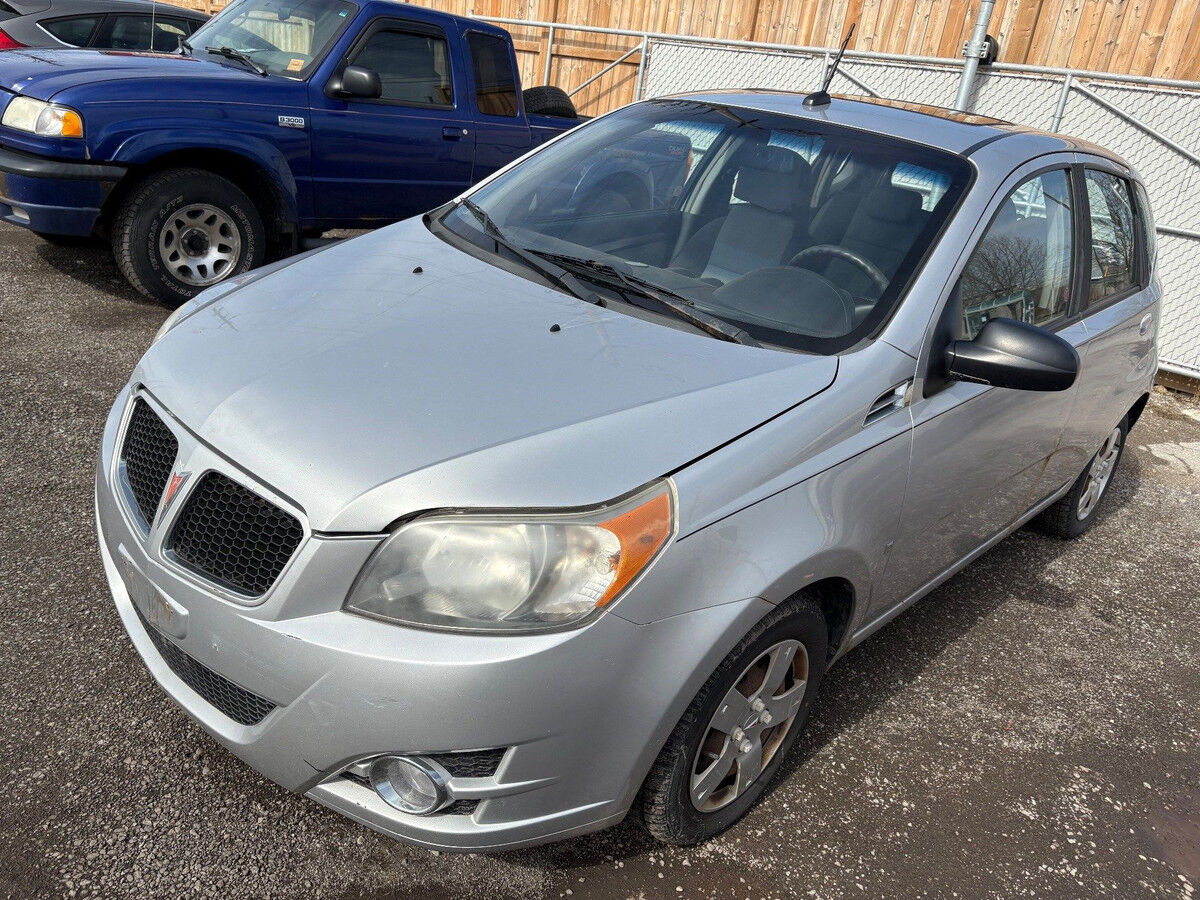 Pontiac G3