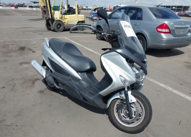 Suzuki UH200L