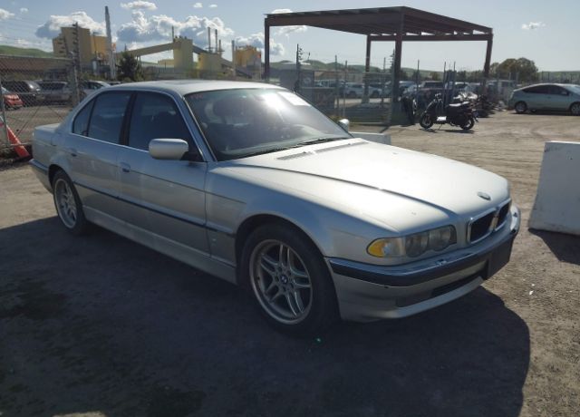 BMW 740i