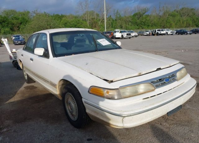 Ford Crown Victoria