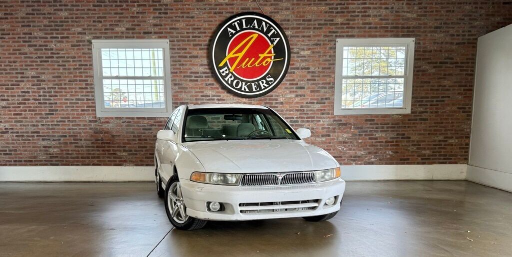 Mitsubishi Galant