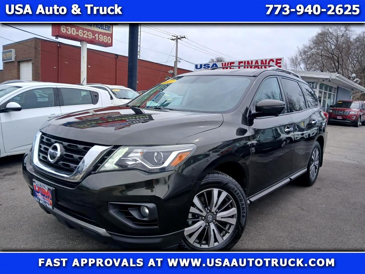 2017 NISSAN Pathfinder