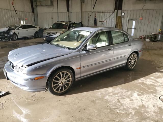 Jaguar X-Type