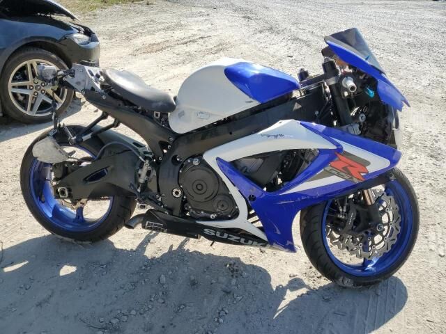 Suzuki GSX-R750
