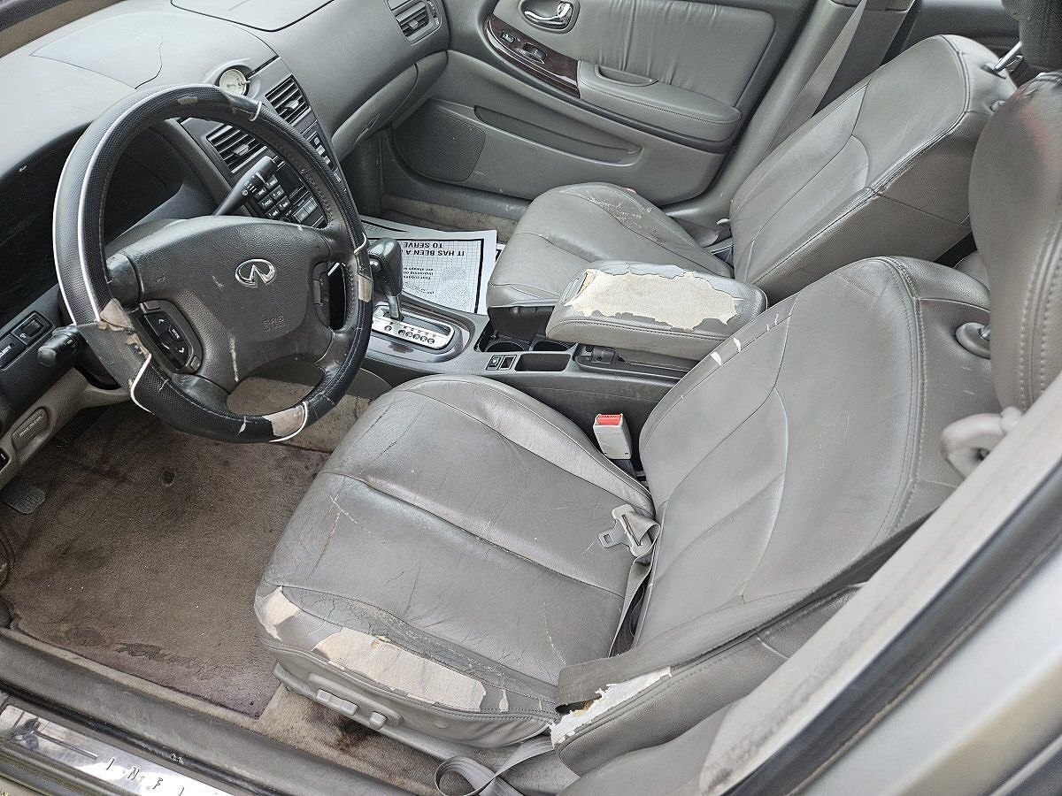 Infiniti I30