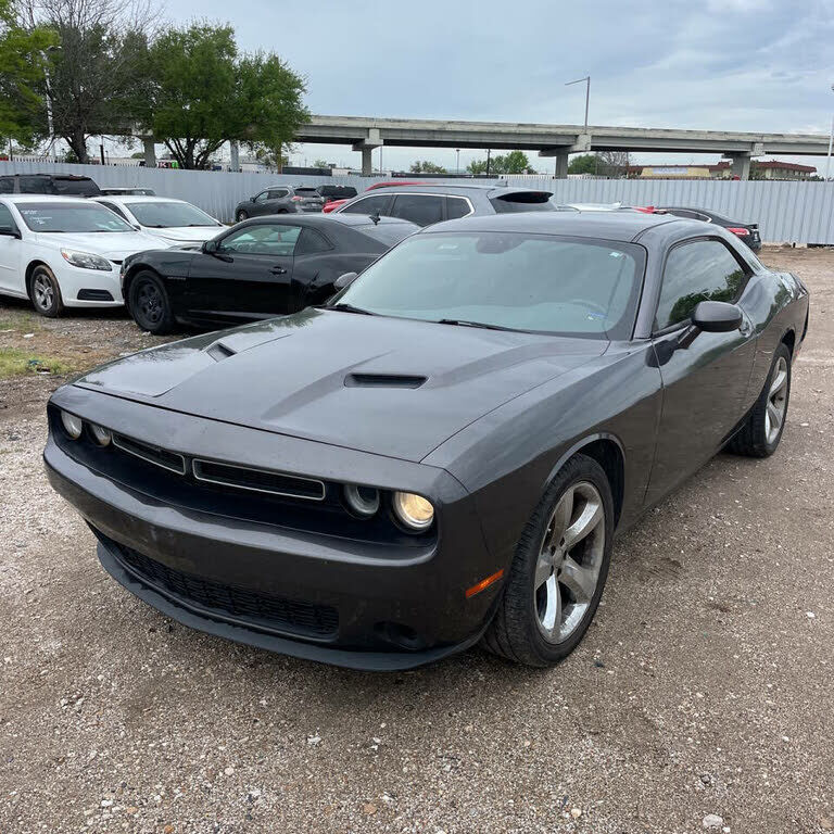 Dodge Challenger
