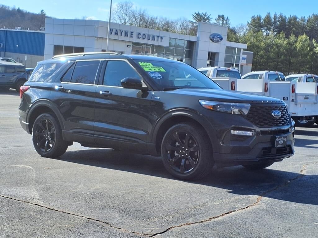 2022 FORD Explorer