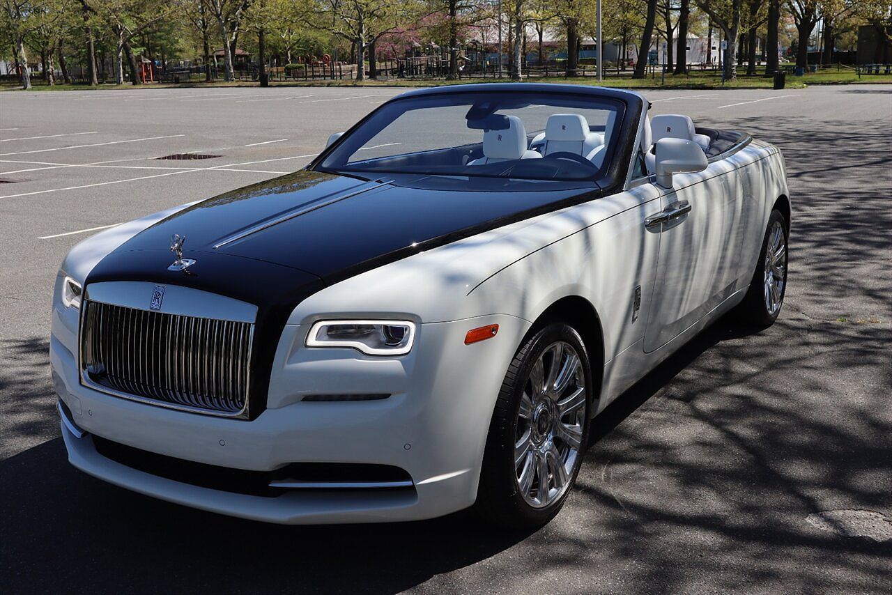 Rolls-Royce Dawn