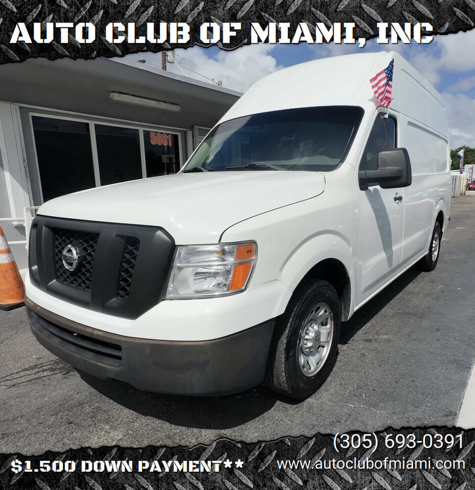 Nissan NV