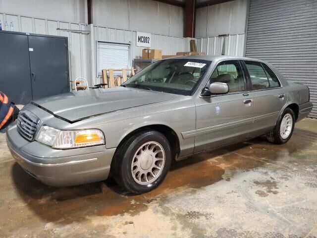 Ford Crown Victoria
