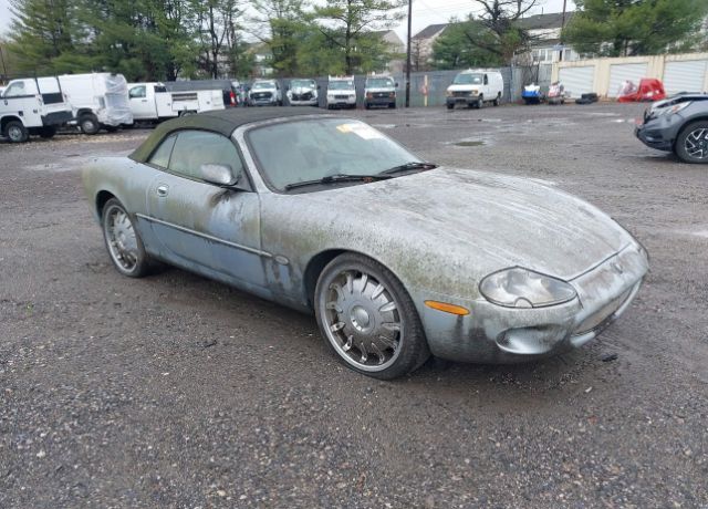 Jaguar XK8