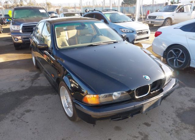 BMW 528i