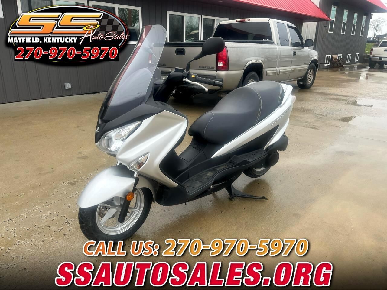 Suzuki UH200L