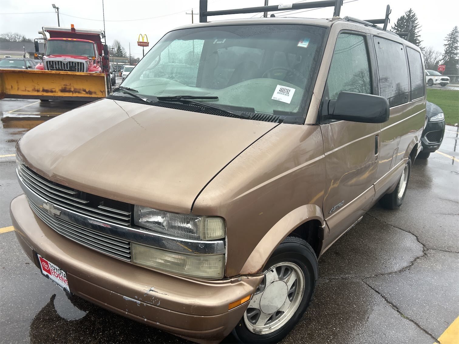 Chevrolet Astro Van