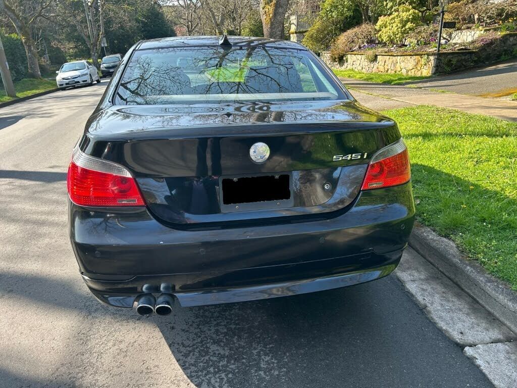 BMW 545i