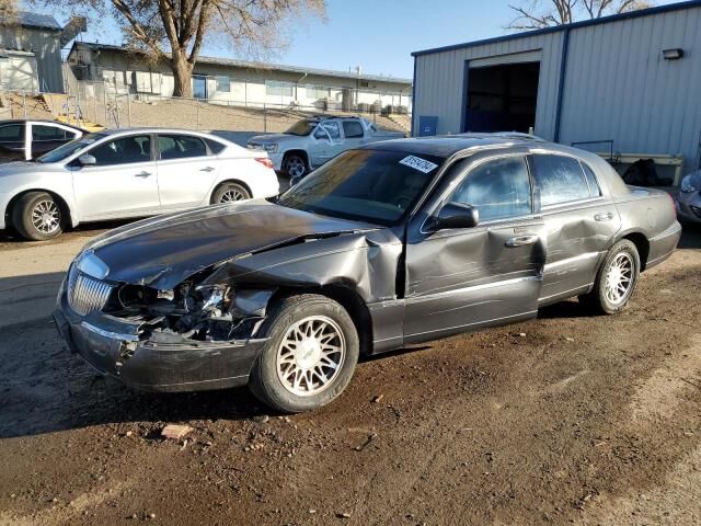 Lincoln Town Car