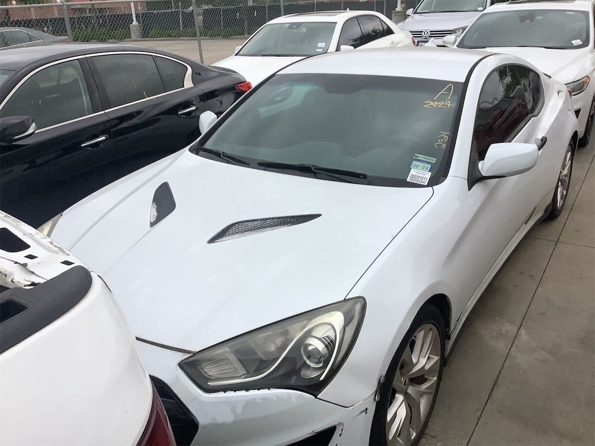 Hyundai Genesis Coupe
