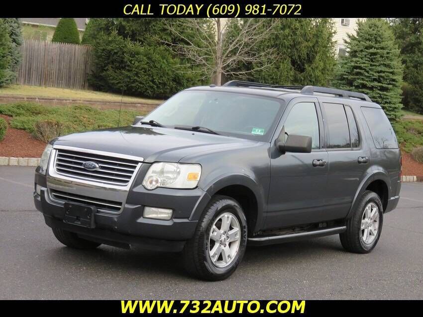 2010 FORD Explorer