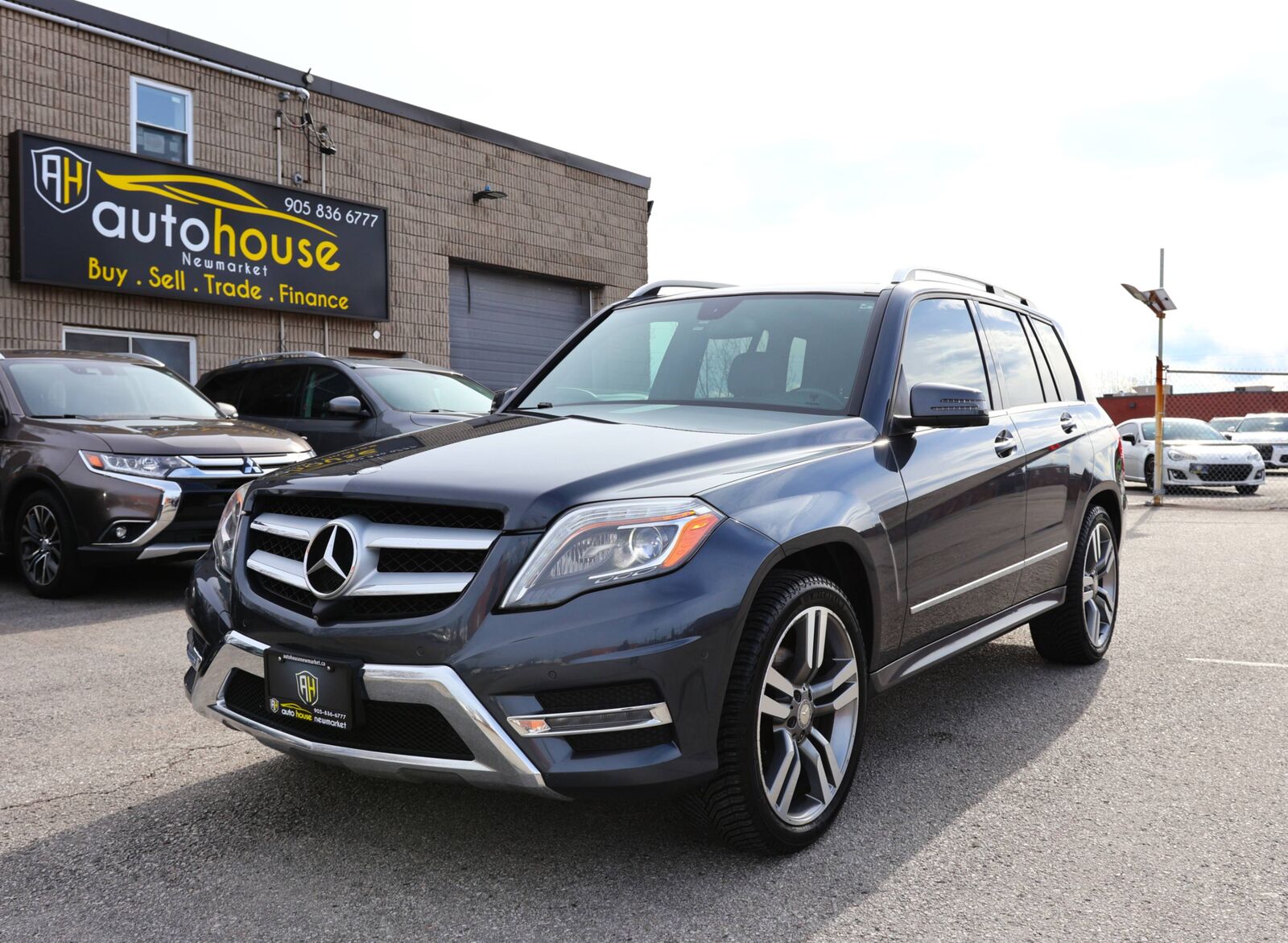 MERCEDES-BENZ