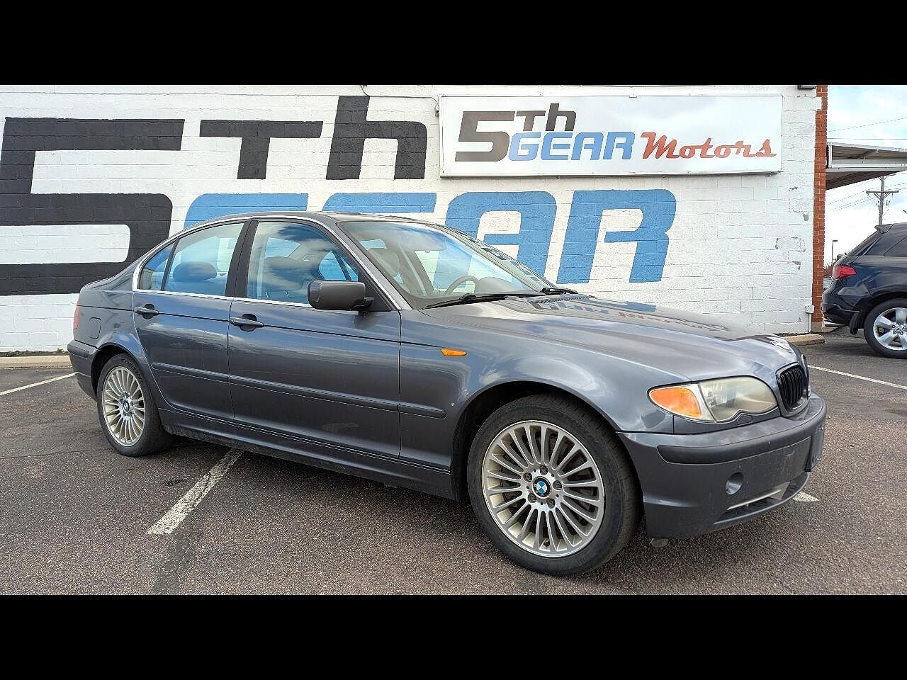 BMW 330i