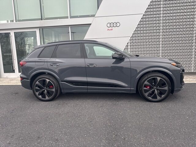 2025 Audi SQ6