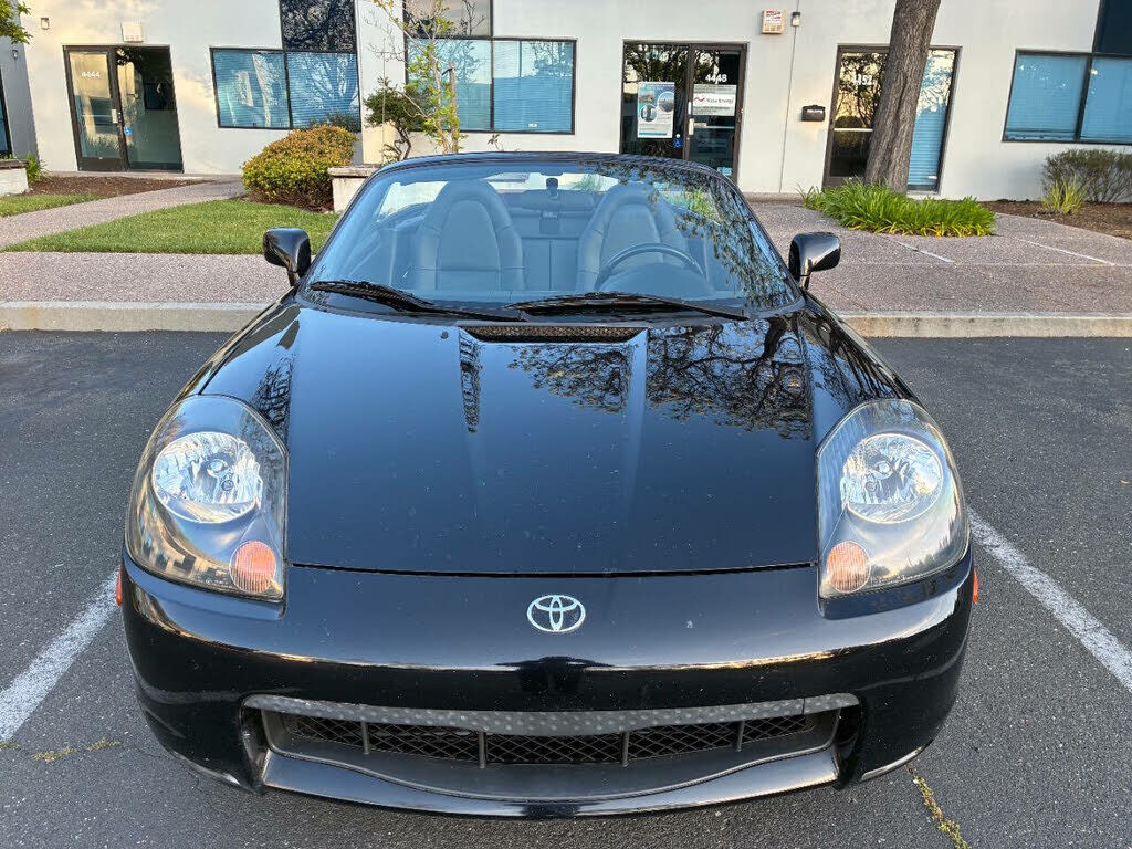 Toyota MR2