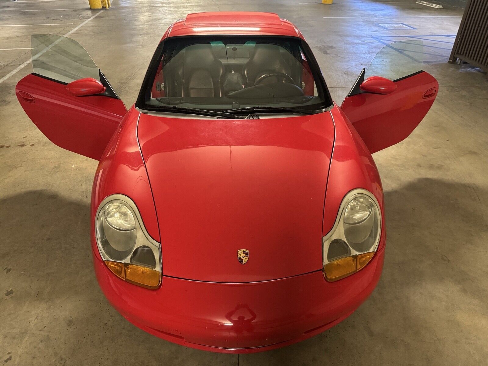 PORSCHE