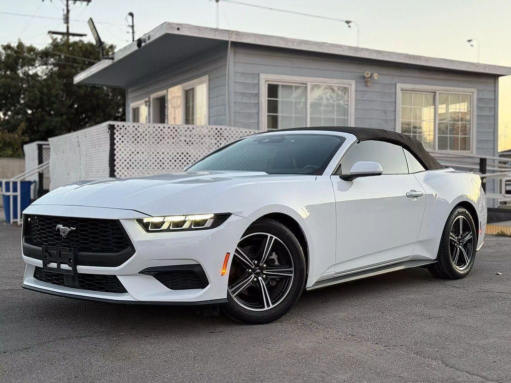 2024 FORD Mustang