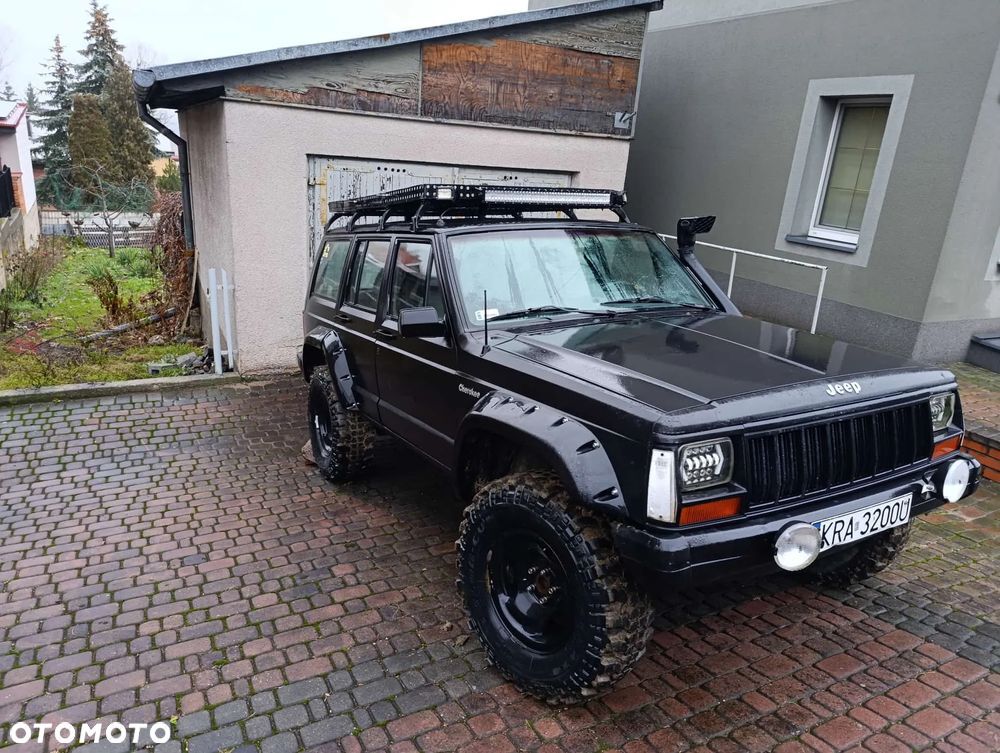 Jeep Cherokee