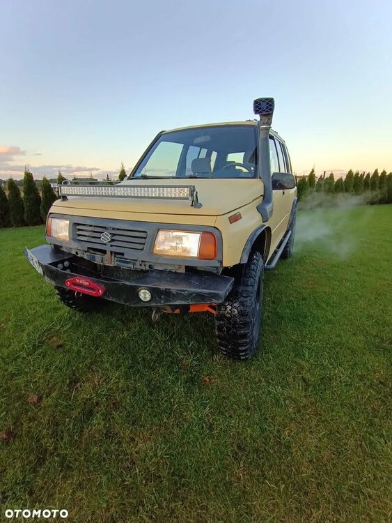 Suzuki Sidekick
