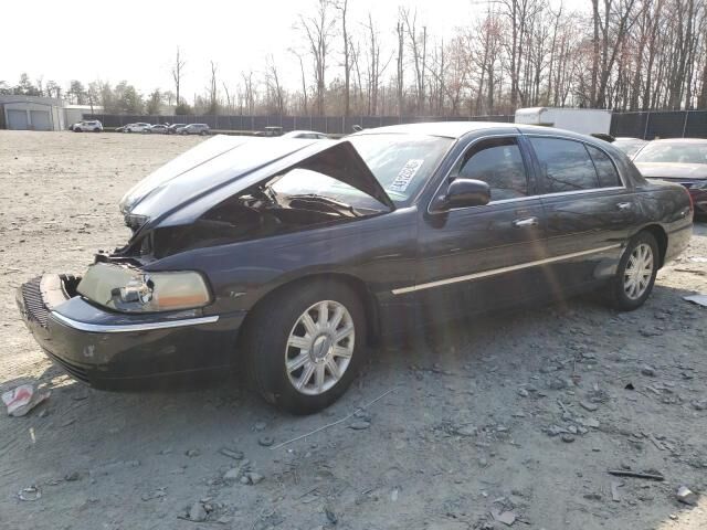 Lincoln Town Car