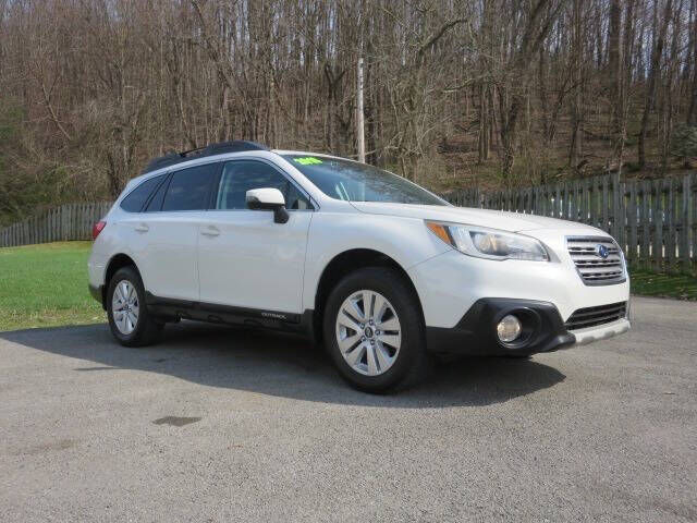 2016 SUBARU Outback