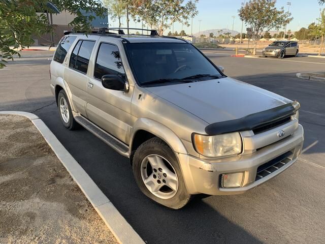 Infiniti QX4