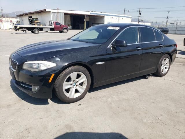 BMW 528i