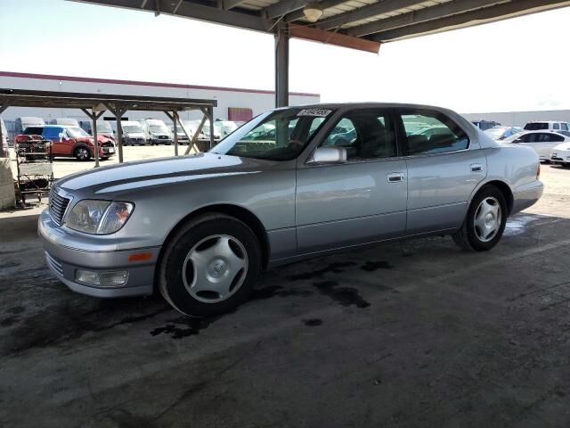 Lexus LS