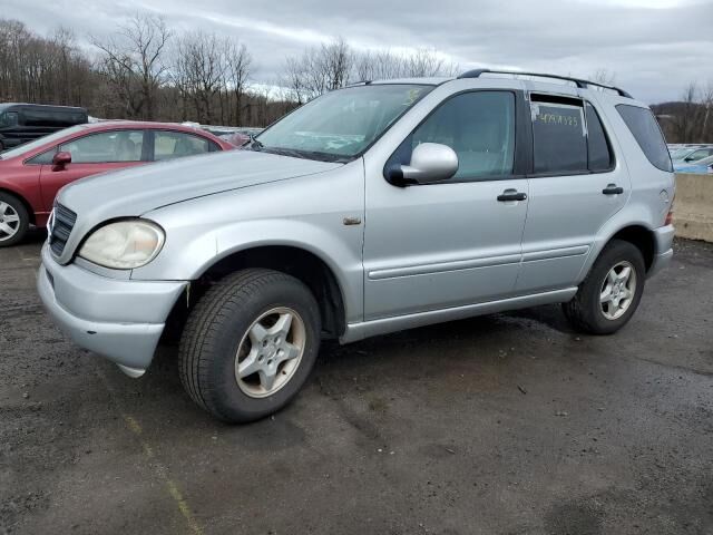2000 MERCEDES-BENZ M-Class