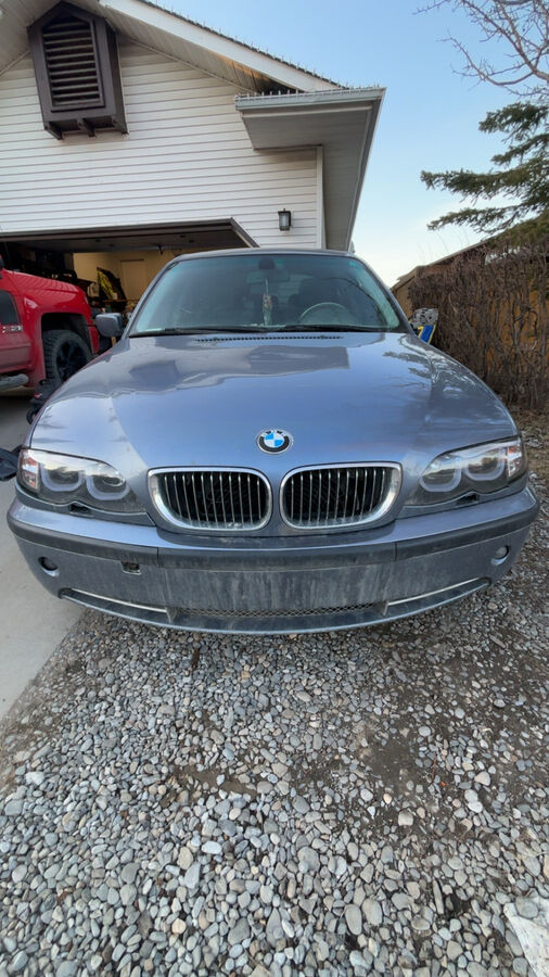 BMW 330i