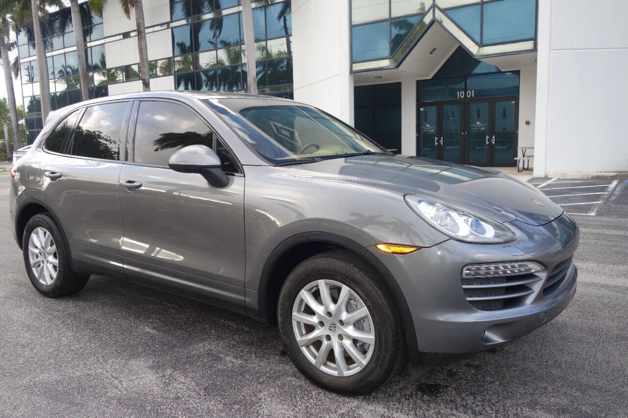 2013 PORSCHE Cayenne