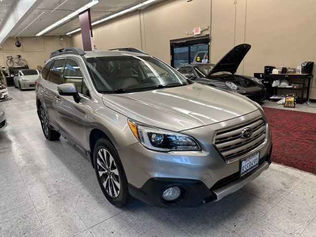 2015 SUBARU Outback