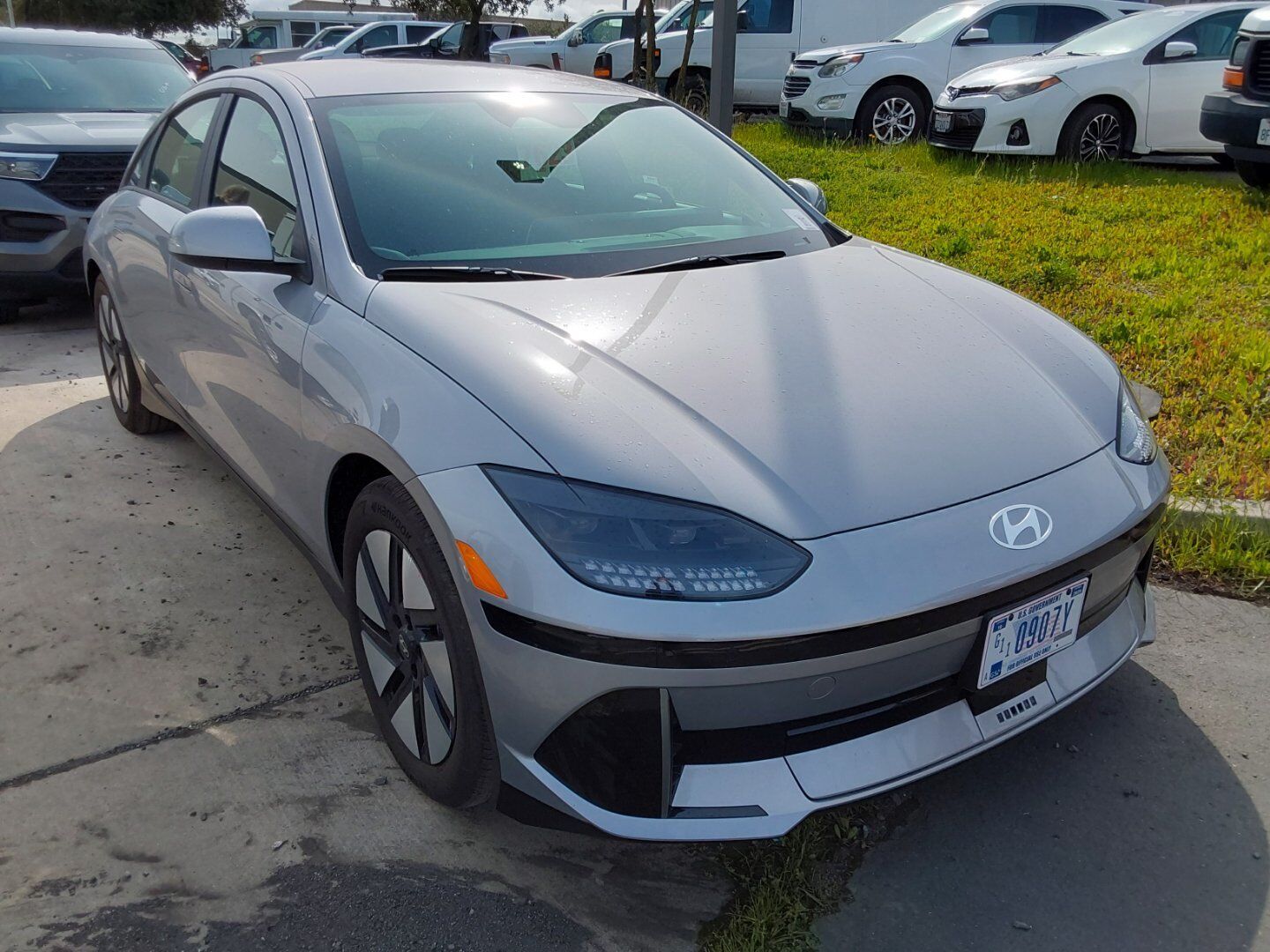 HYUNDAI