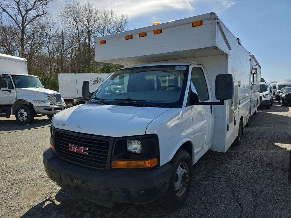 GMC Savana