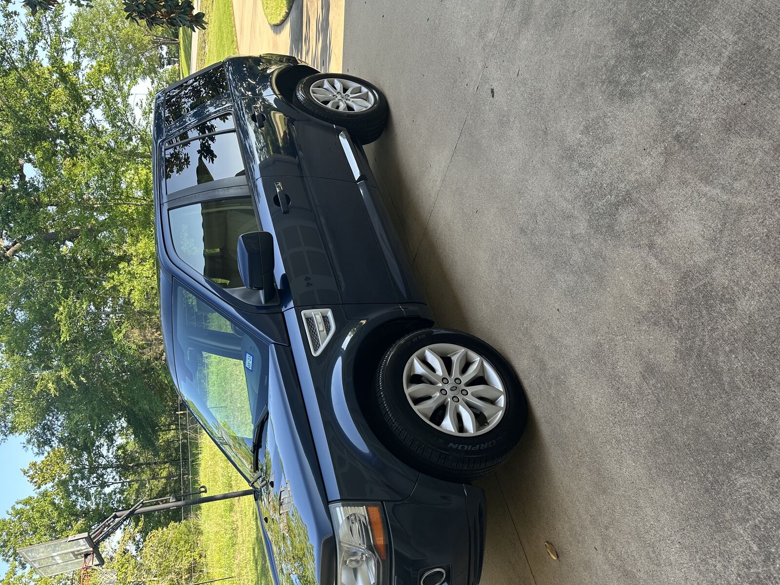 Land Rover LR2