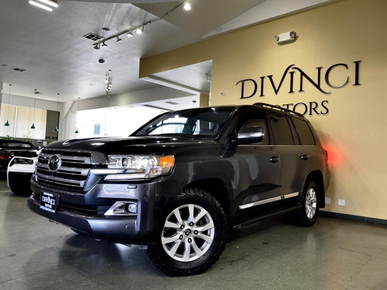 2018 TOYOTA Land Cruiser