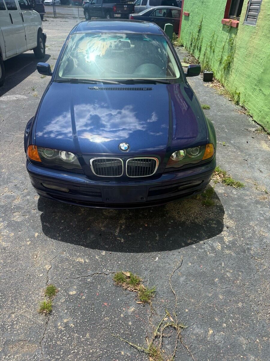BMW 325i