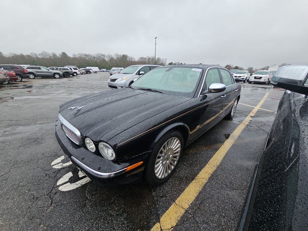 Jaguar XJ