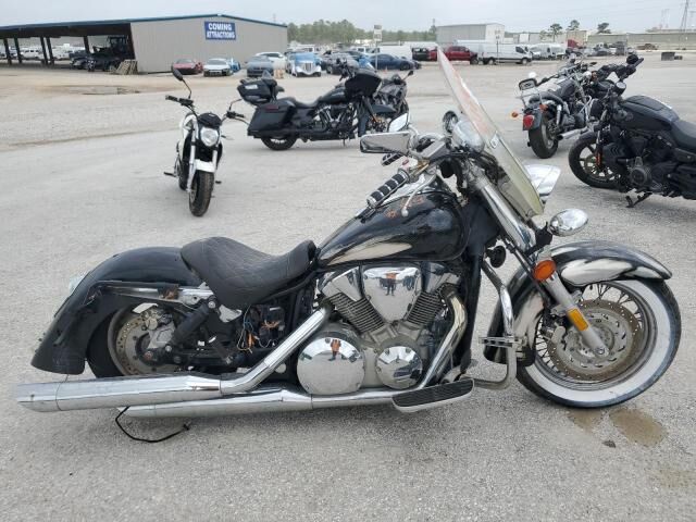 Honda VTX1300R