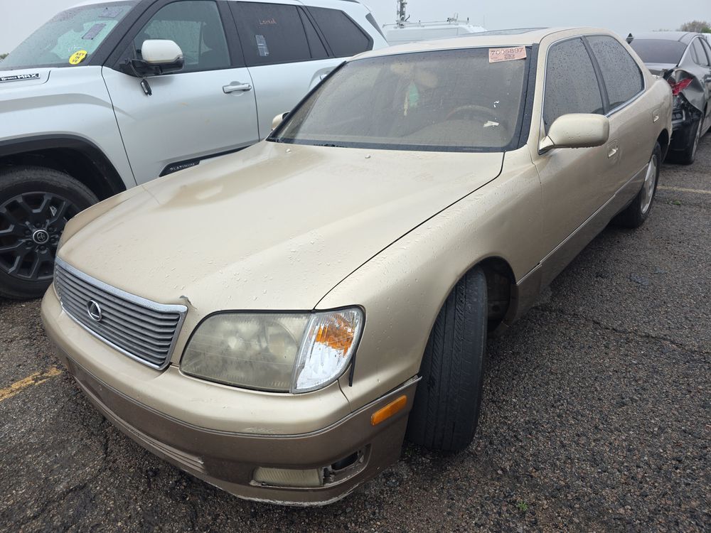 Lexus LS